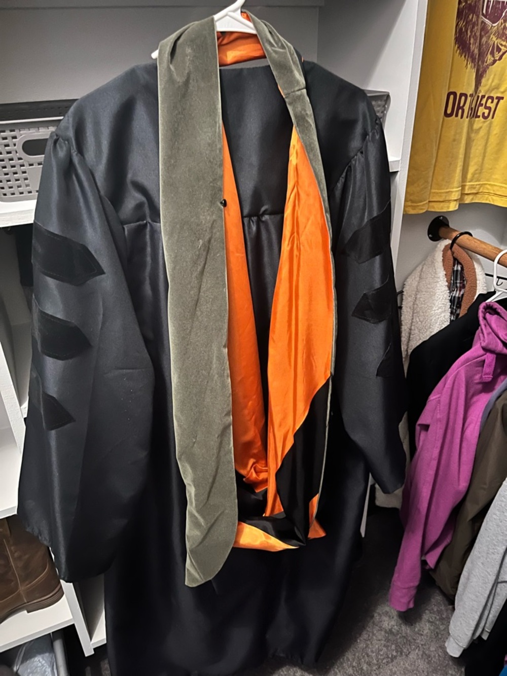 Black Academic (Doctors) Gown with Velvet Panels - Picture 3 of 4